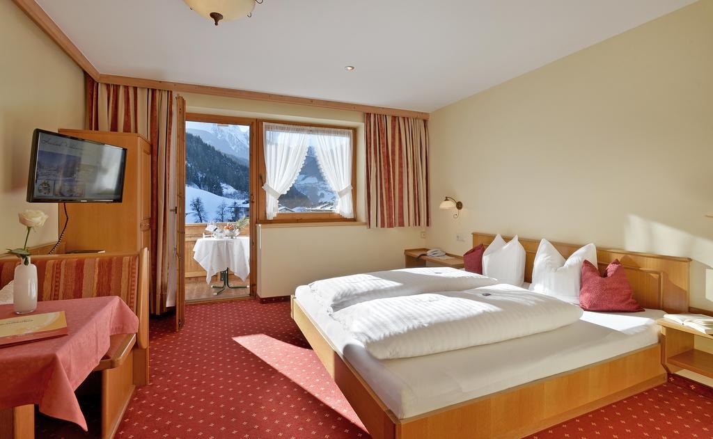 Hotel Landenhof Superior Mayrhofen Kültér fotó