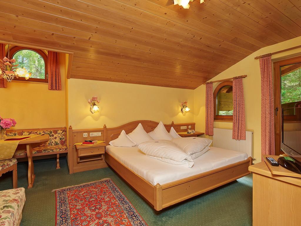 Hotel Landenhof Superior Mayrhofen Kültér fotó